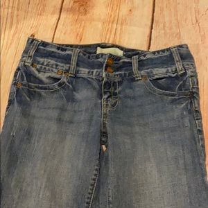 Maurice’s Cropped jeans size 7/8
